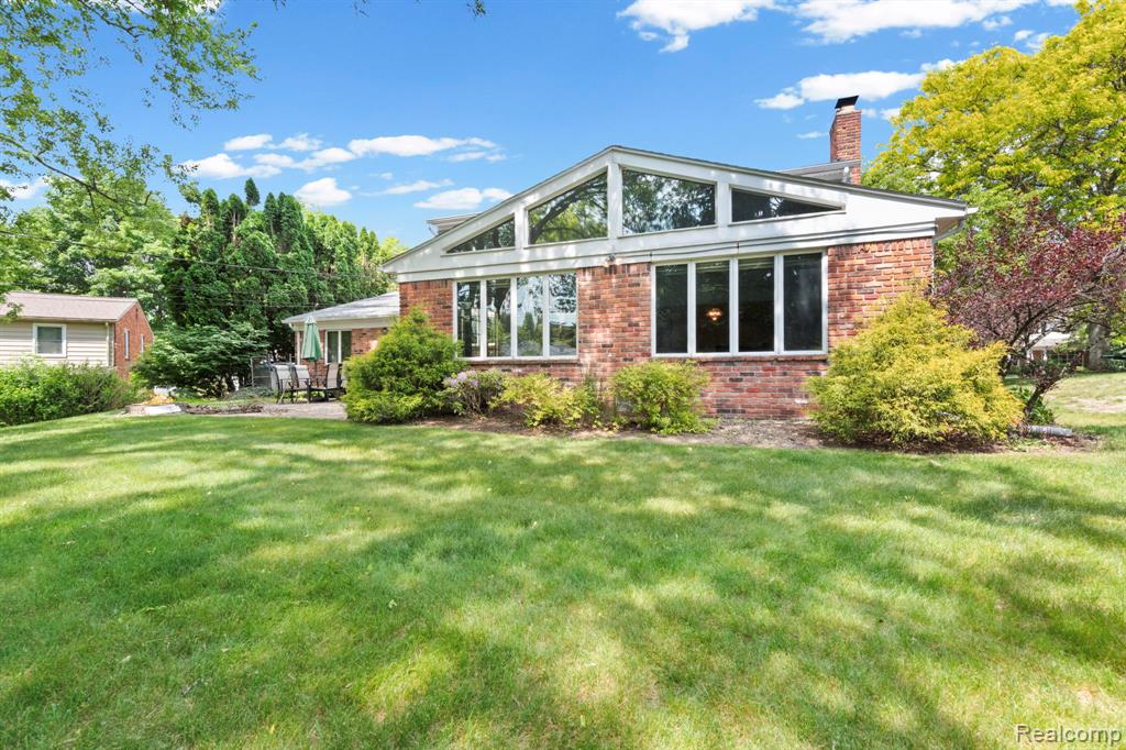 871 Spartan Drive, Rochester Hills, MI 48309 — Photo 49