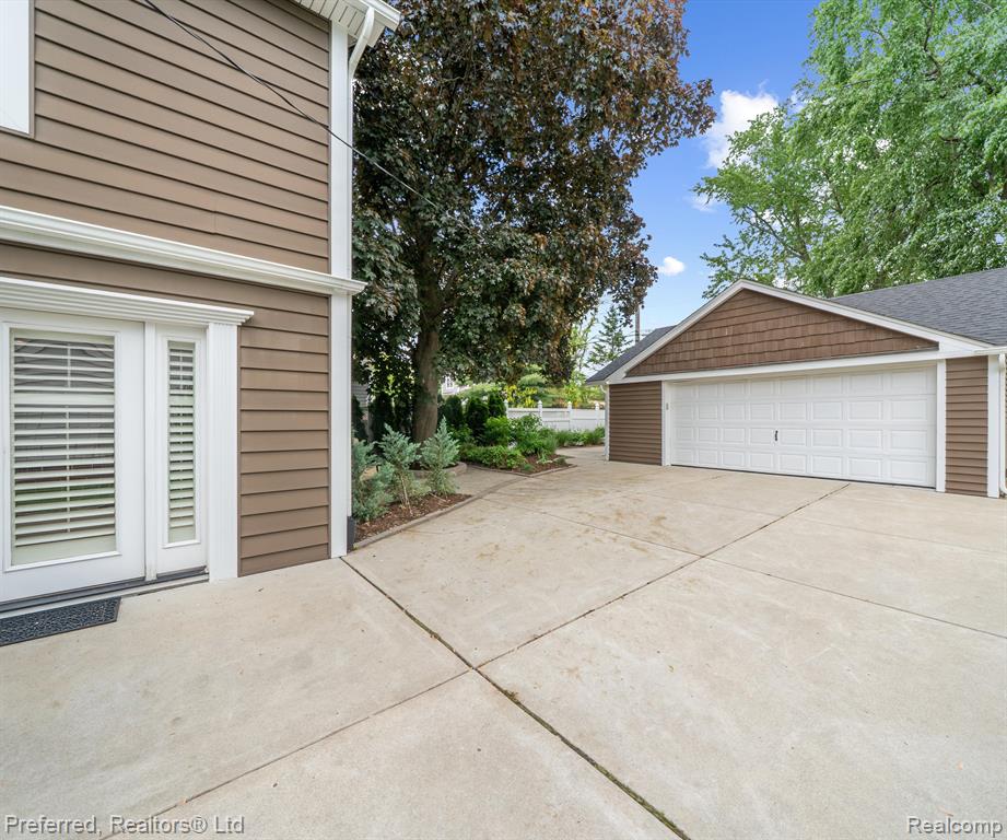 9104 NORTHERN Avenue, Plymouth, MI 48170 — Photo 52