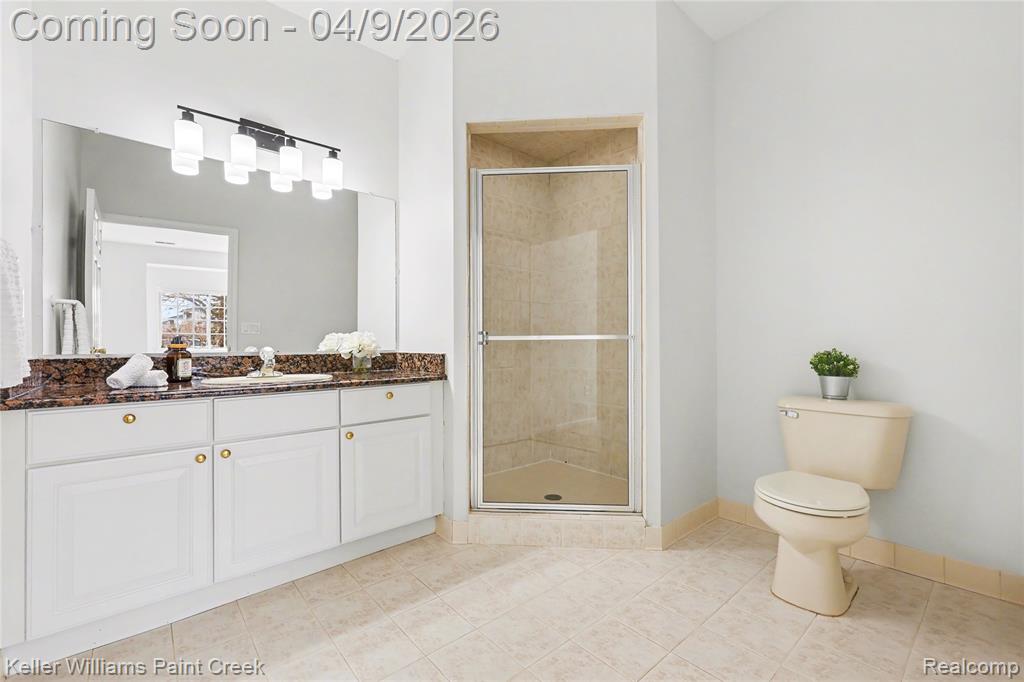 5397 Twin Oaks Drive, Sterling Heights, MI 48314 — Photo 12