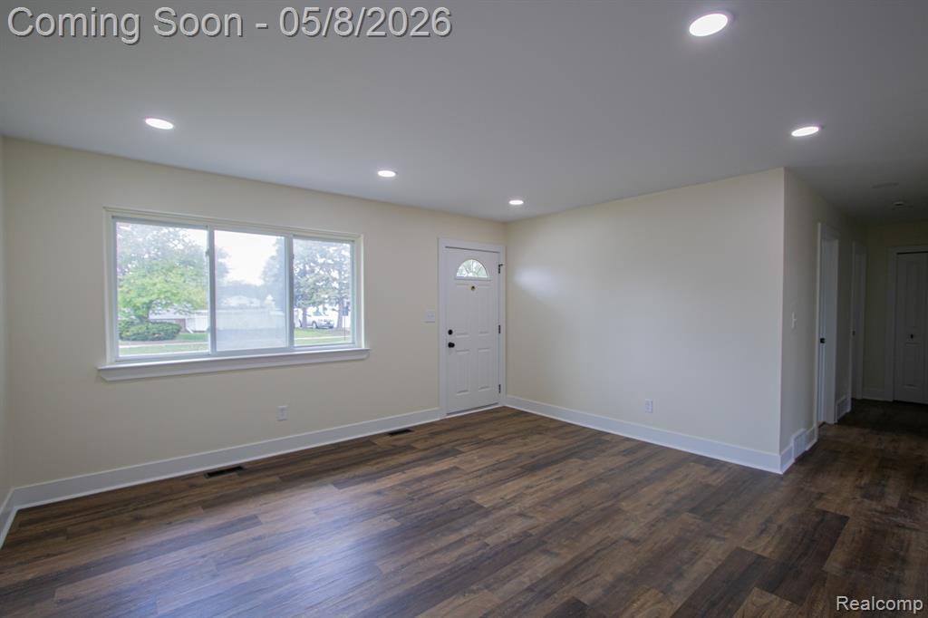 31000 Fall, Fraser, MI 48026 — Photo 5