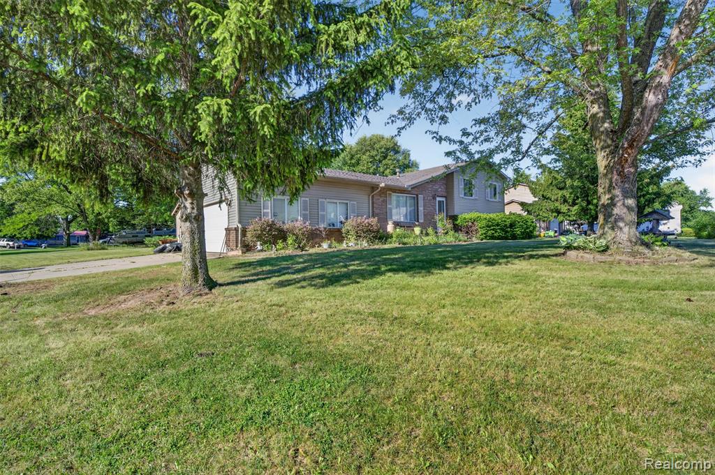 2471 Valley Church Drive, Clio, MI 48420 — Photo 2