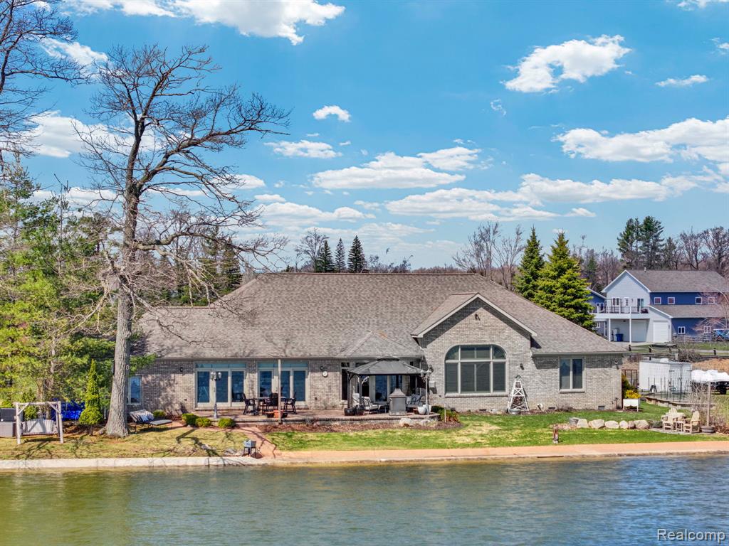 130 Whites Court, Houghton Lake, MI, 48629