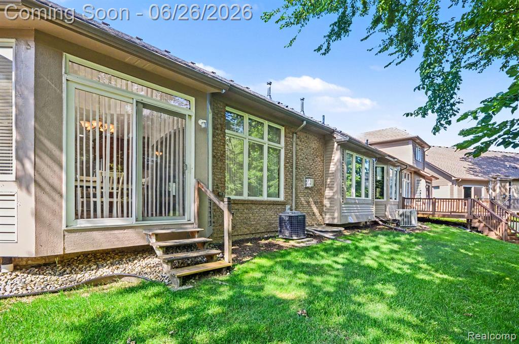 30268 Berghway Trail, Warren, MI 48092 — Photo 20