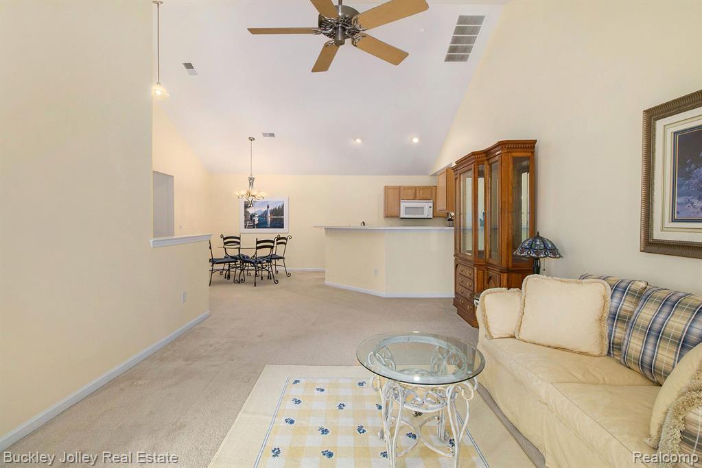 642 Olde English Circle, Howell, MI 48855 — Photo 12