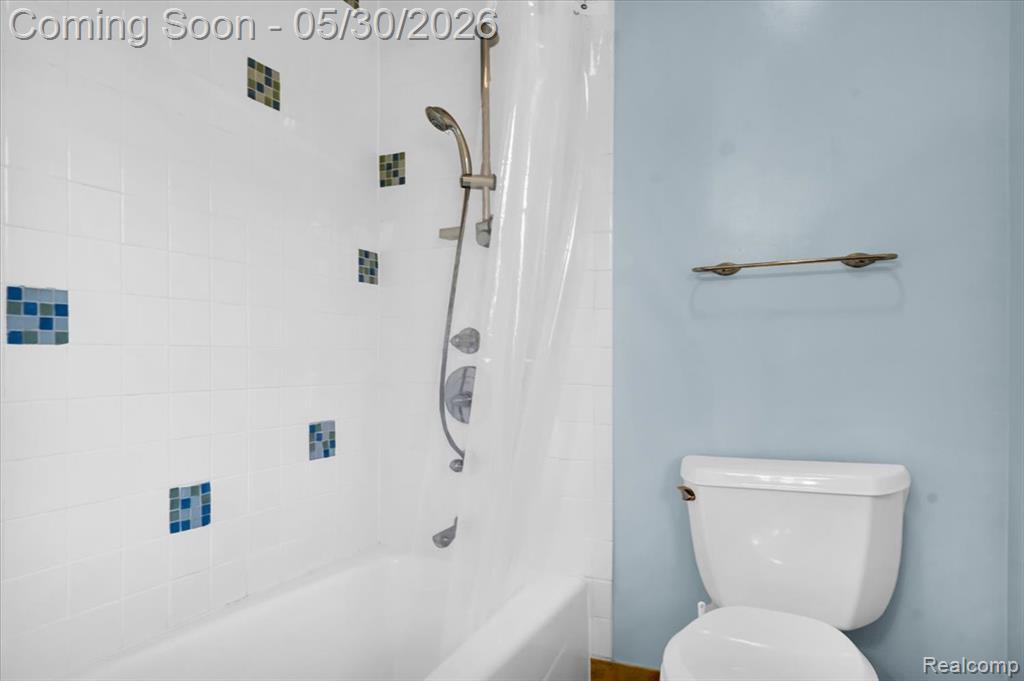 29100 Creek Bend Drive, Farmington, MI 48331 — Photo 31