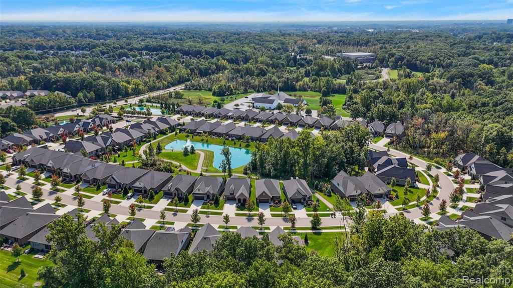 3955 Vendome Drive, Auburn Hills, MI 48326 — Photo 35