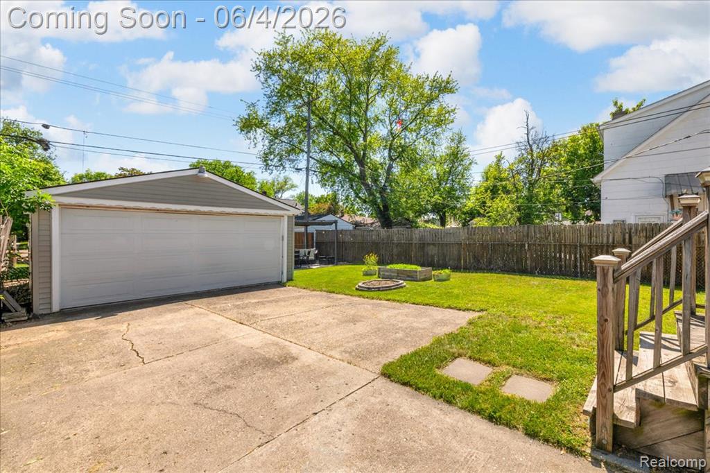 63 W Mahan Avenue, Hazel Park, MI 48030 — Photo 22