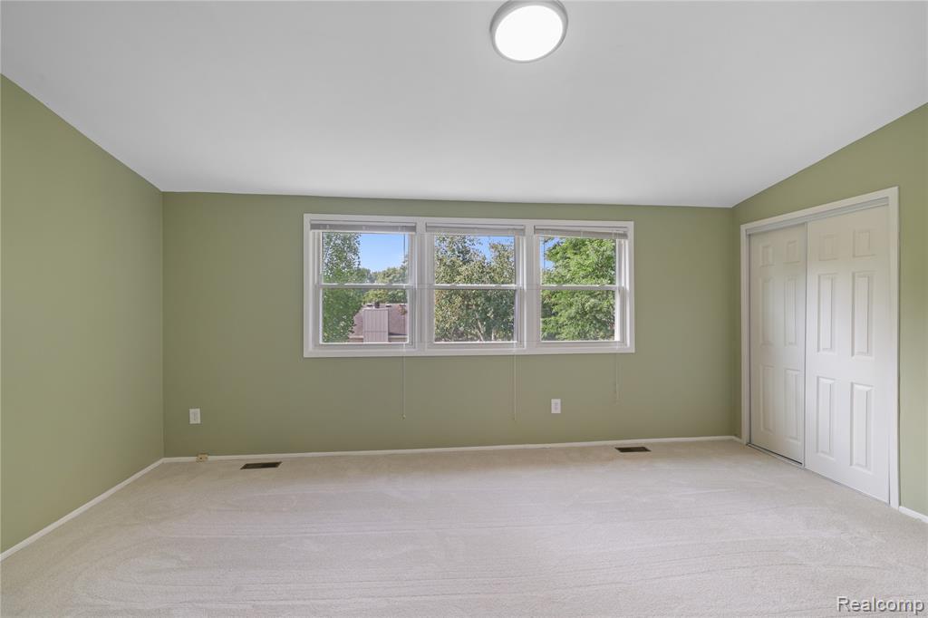 1747 Brentwood Drive, 305, Troy, MI 48098 — Photo 13