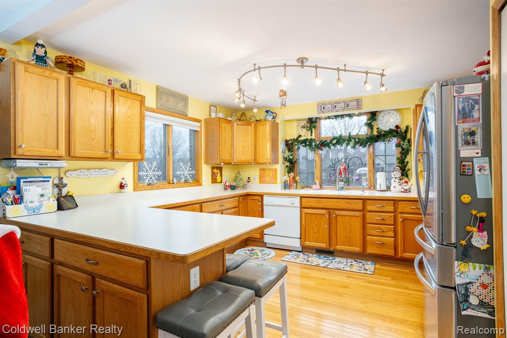 2245 Willow Tree Drive, Brighton, MI 48116 — Photo 14