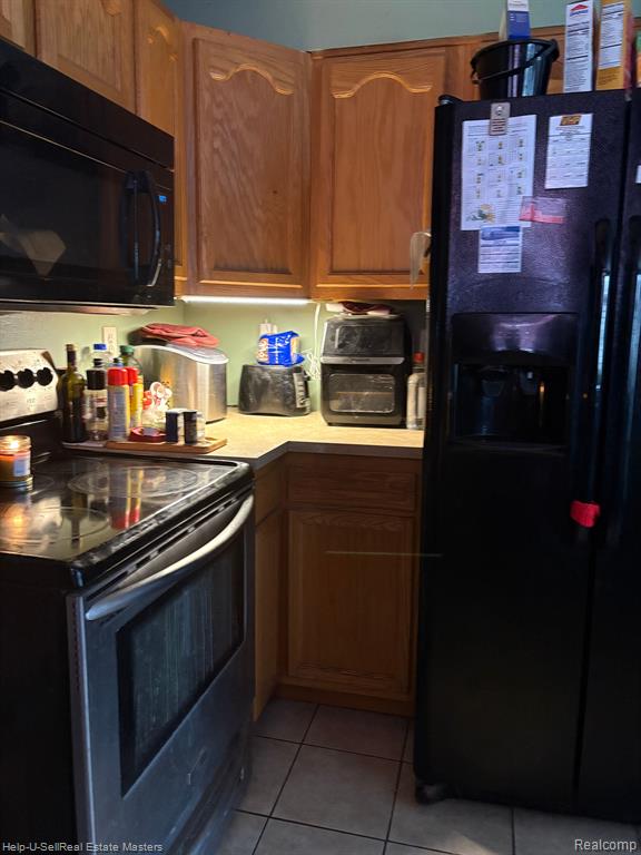 947 WATERLOO Street, St. Clair, MI 48079 — Photo 11