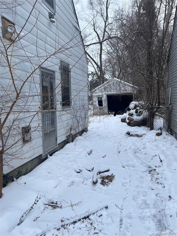 19826 Lyndon Street, Detroit, MI 48223 — Photo 19