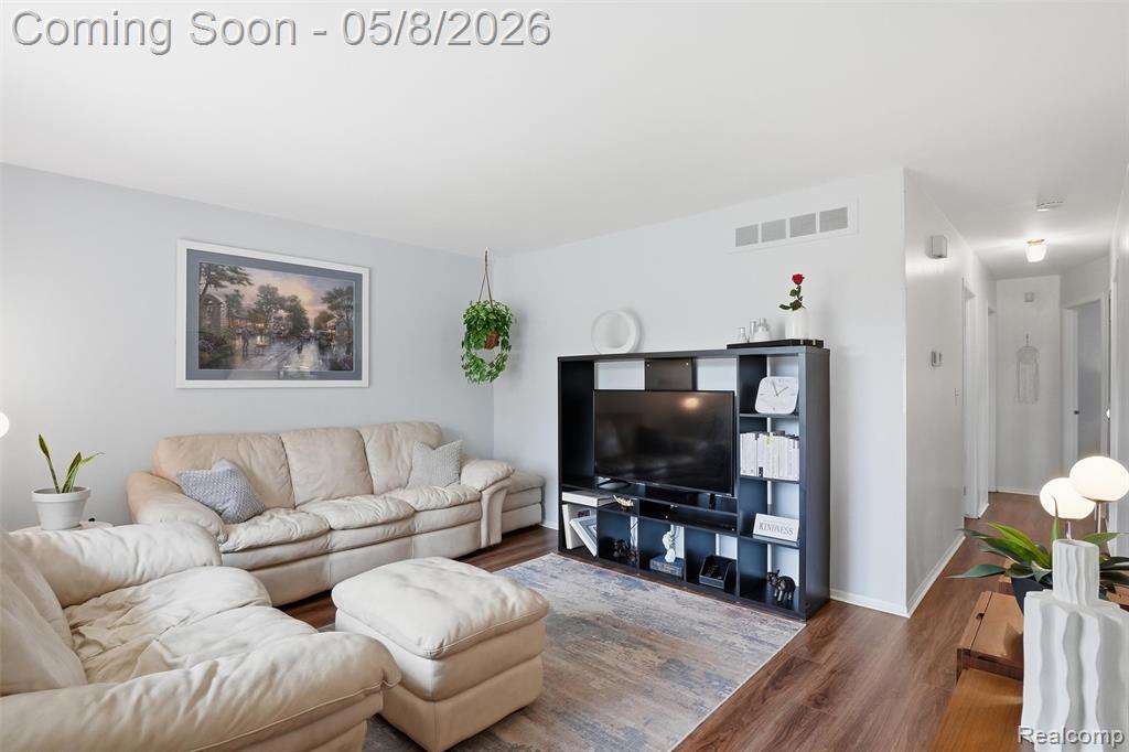 44088 Yorkshire Drive, Canton, MI 48187 — Photo 6