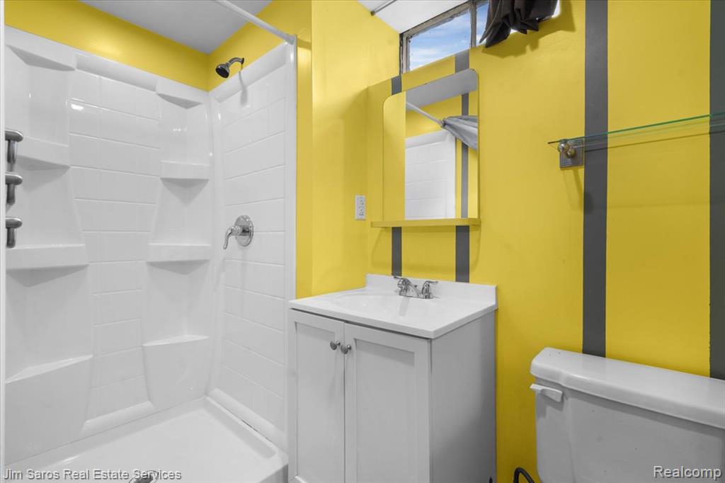 463 Elizabeth Court, Grosse Pointe Farms, MI 48236 — Photo 14