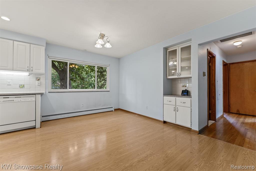 1445 Mariposa Drive, Wixom, MI 48393 — Photo 12