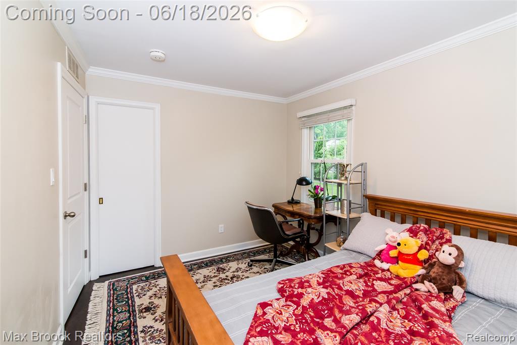 6799 E Dartmoor Road, West Bloomfield, MI — Photo 24