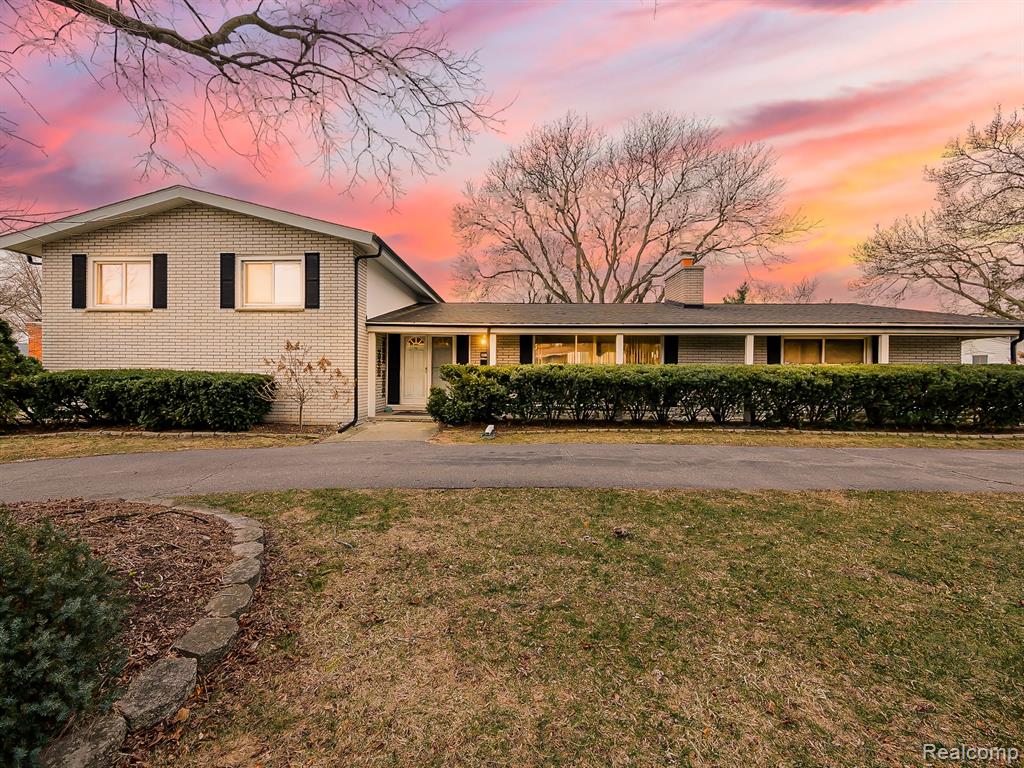 7674 SE Golf Meadows Drive, Caledonia, MI, 49316