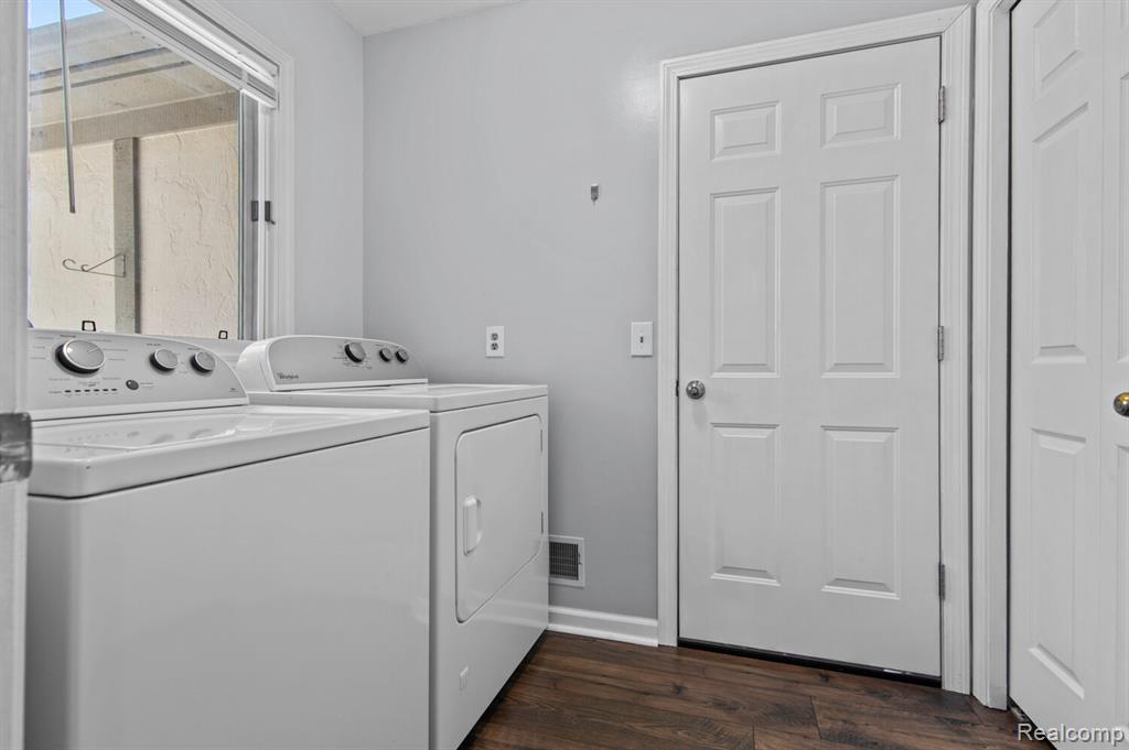42210 Saratoga Circle, 119, Canton, MI 48187 — Photo 14