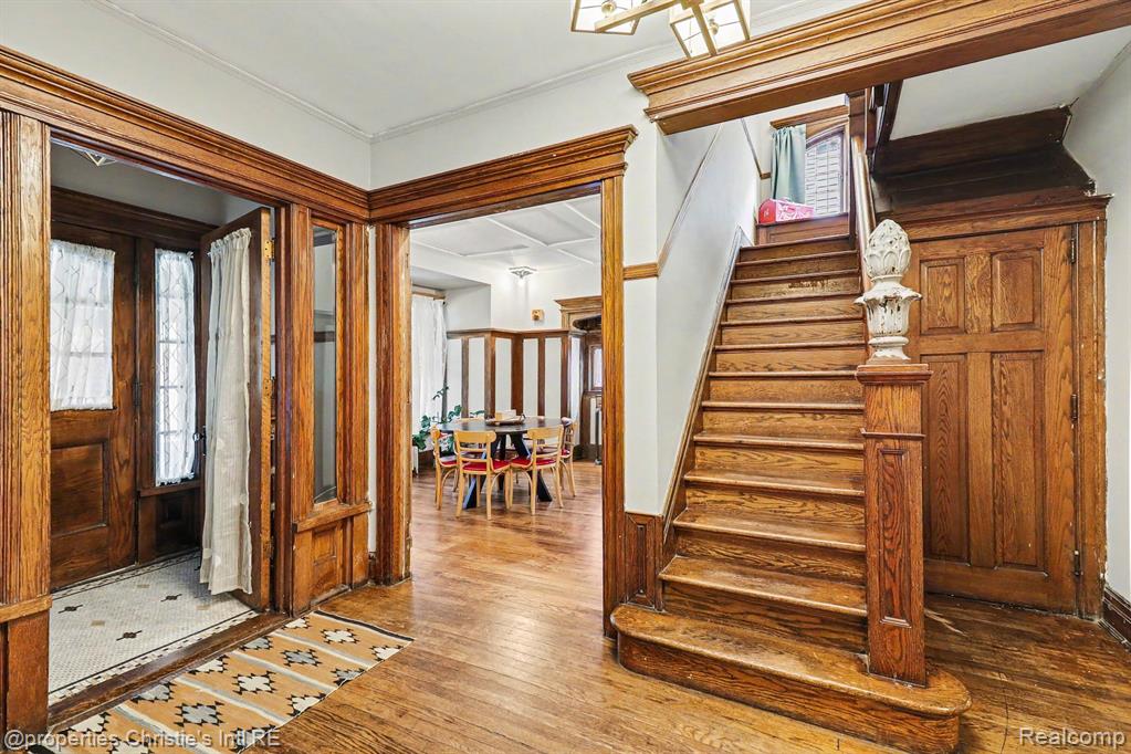 80 Glynn Court, Detroit, MI 48202 — Photo 15