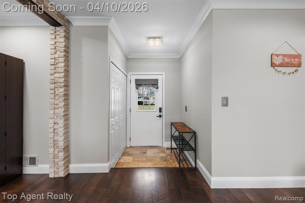 16115 Bayham Court, Clinton Twp, MI 48038 — Photo 7