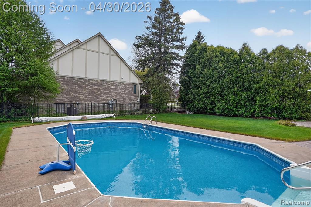 49333 Harvest Drive, Plymouth, MI 48170 — Photo 8