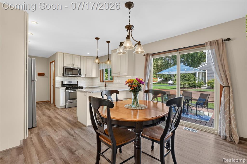 60309 Lamplighter Drive, New Hudson, MI 48165 — Photo 12
