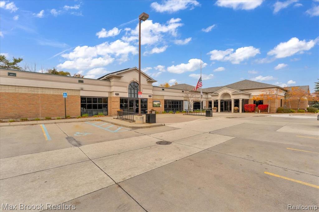 11 Poplar Park Boulevard, Pleasant Ridge, MI — Photo 61