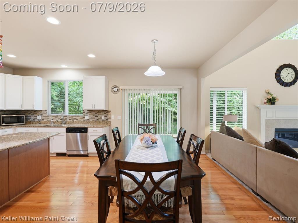 846 Monterey Lane, Rochester Hills, MI 48307 — Photo 15