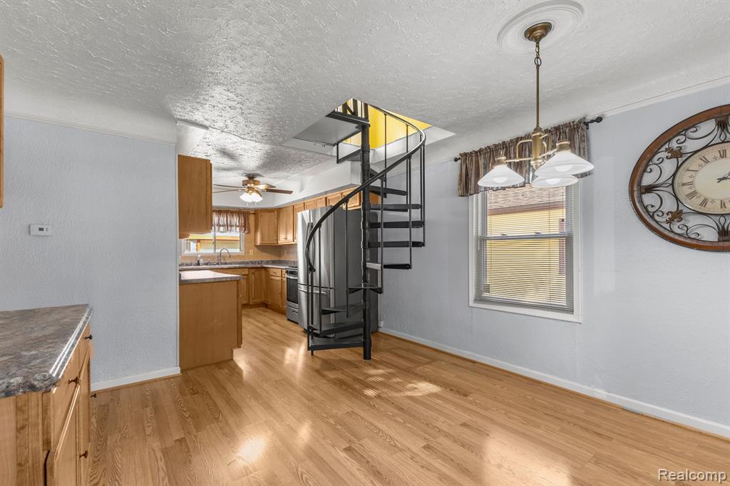 5101 CLIPPERT Street, Dearborn Heights, MI 48125 — Photo 7
