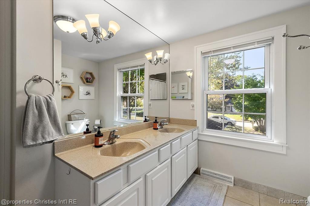 31462 Waltham Road, Beverly Hills, MI 48025 — Photo 18