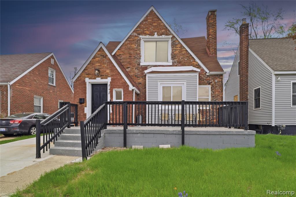 21412 Reimanville Avenue, Ferndale, MI 48220