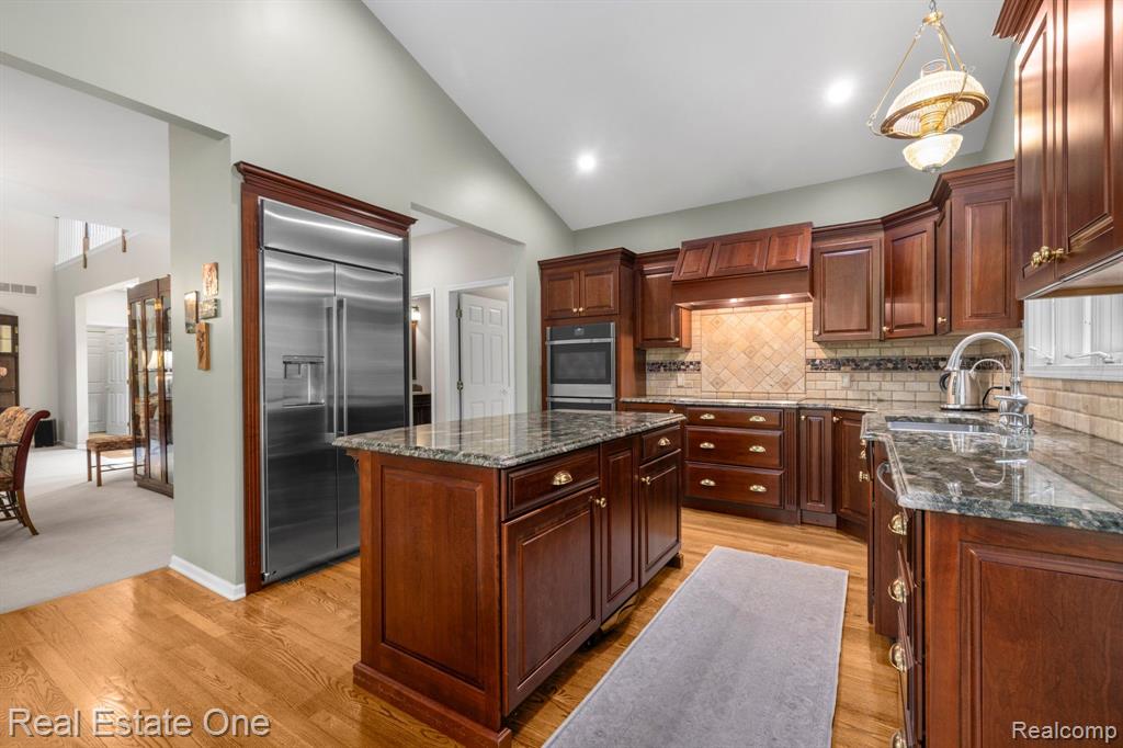 44211 CHEDWORTH Drive, Northville, MI 48167 — Photo 15