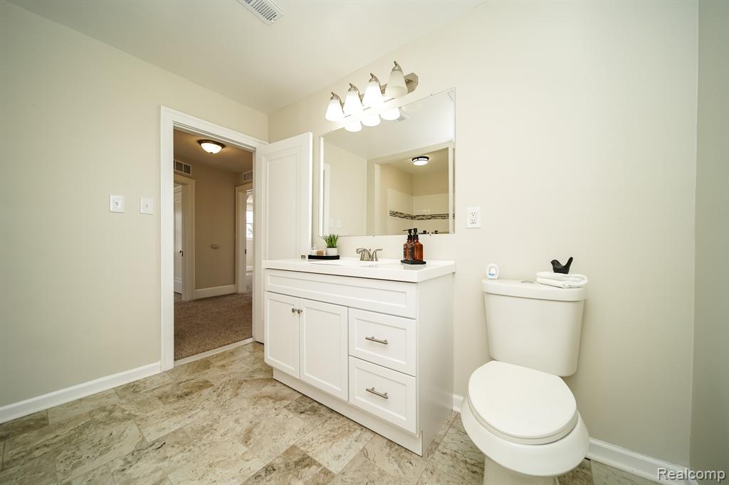 11399 Seminole, Redford, MI 48239 — Photo 49