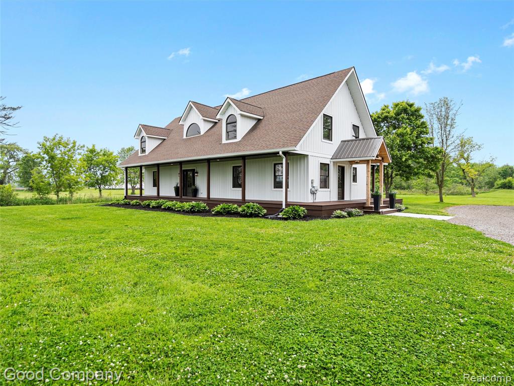 476 Bauman Road, Columbus, MI — Photo 3