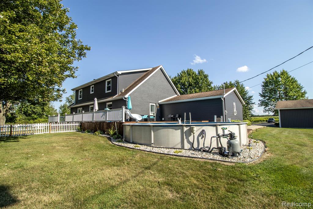4585 Burt Road, Birch Run, MI 48415 — Photo 73