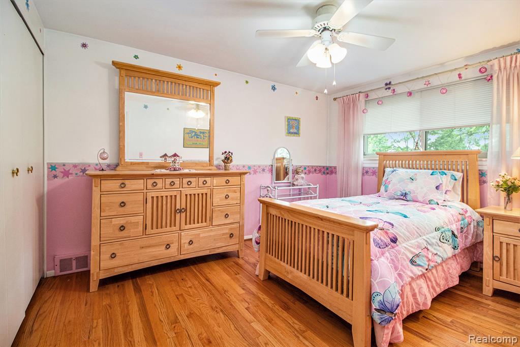 43863 Brandywyne Road, Canton, MI 48187 — Photo 33