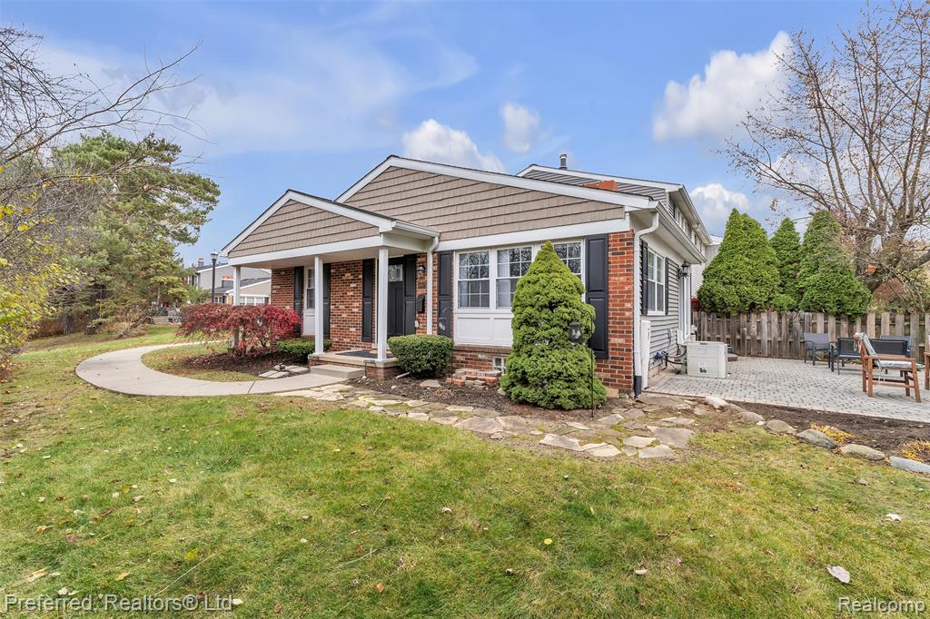 19517 Dartmouth Place, Northville, MI 48167 — Photo 33