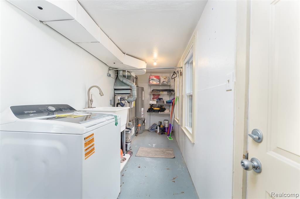407 S Cedar Street, Williamston, MI 48895 — Photo 16
