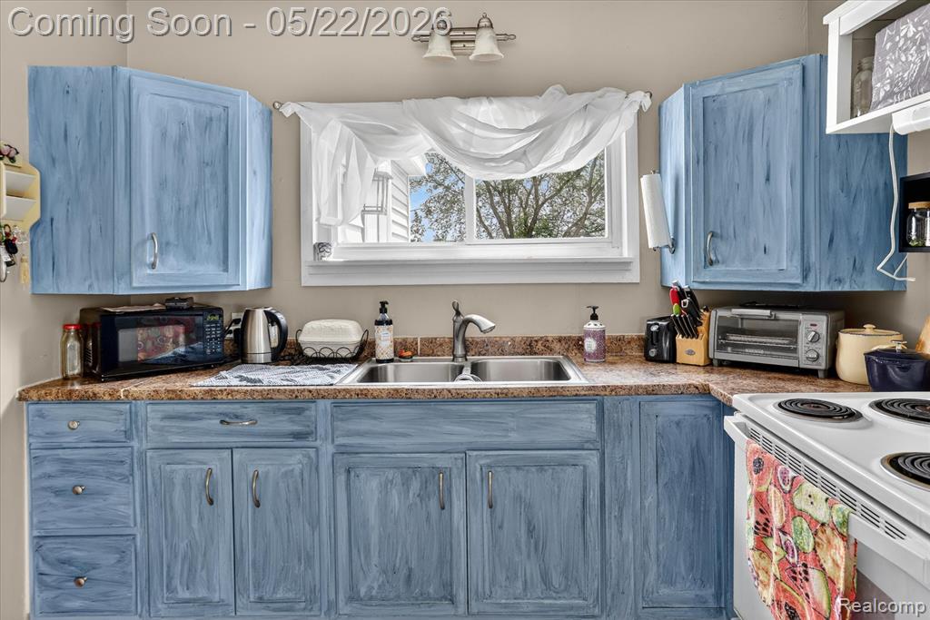 7950 Mayville Road, Marlette, MI 48453 — Photo 12