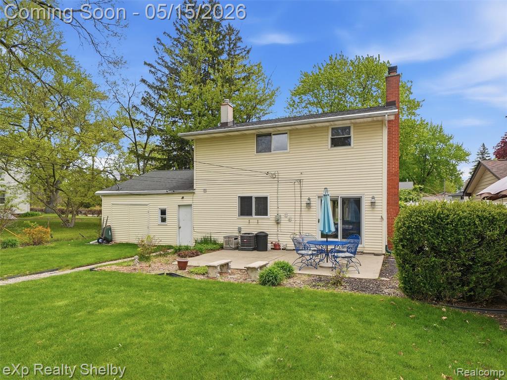 40753 Irval Drive, Sterling Heights, MI 48313 — Photo 31