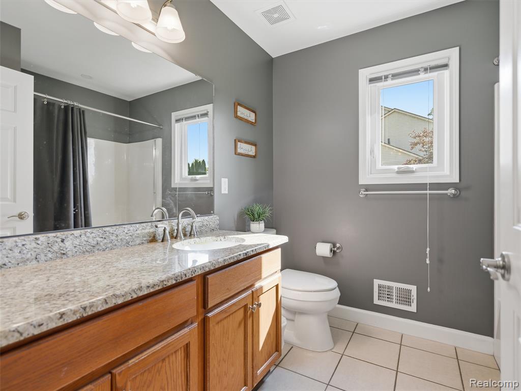 9095 Rotondo Drive, Howell, MI 48855 — Photo 16