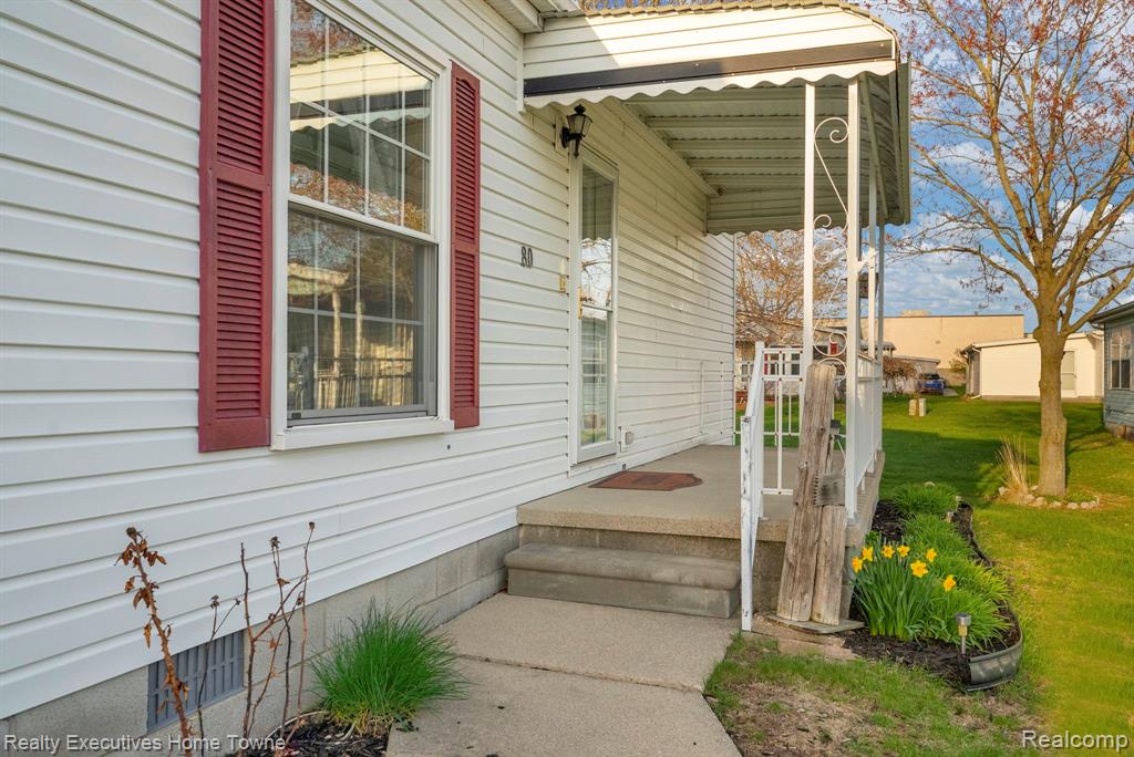 4333 24th Avenue, 80, Fort Gratiot, MI 48059 — Photo 2