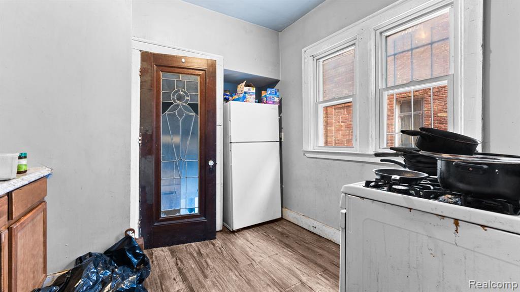 2951 Leslie Street, Detroit, MI 48238 — Photo 4