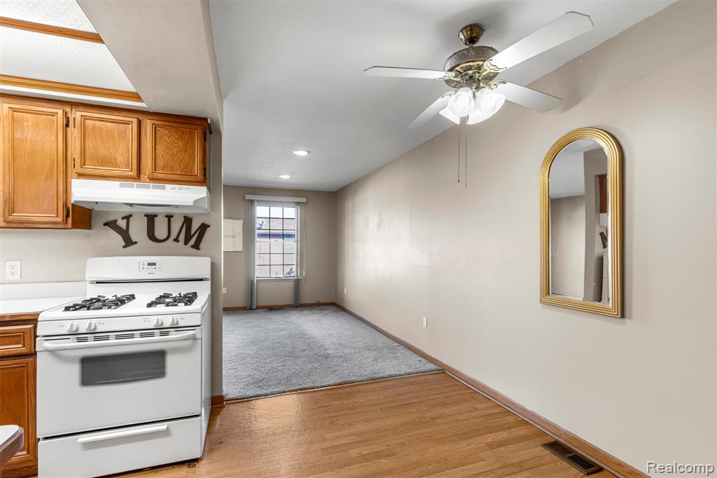 5419 DUKE CT, Warren, MI 48091 — Photo 10