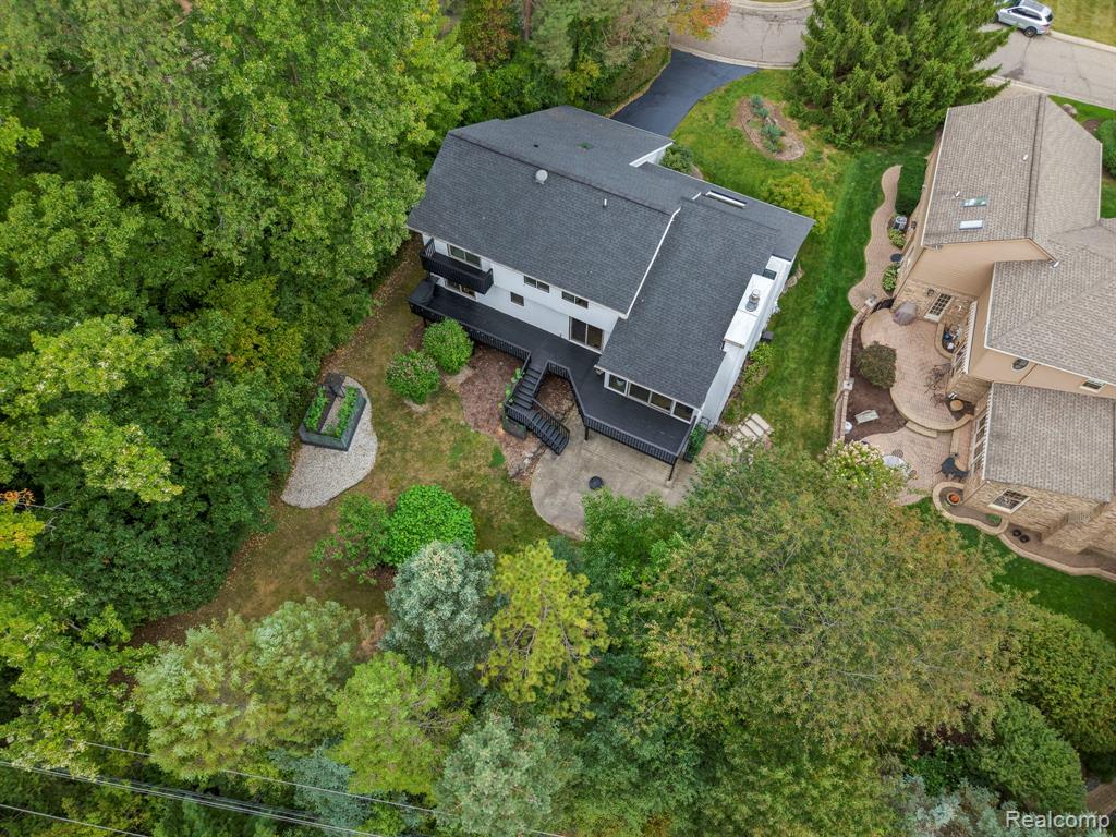 4540 Rolling Pine Court, West Bloomfield, MI 48323 — Photo 59