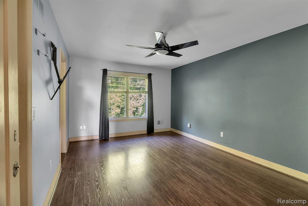 5779 Pinecrest Estates Drive, Ann Arbor, MI 48105 — Photo 37