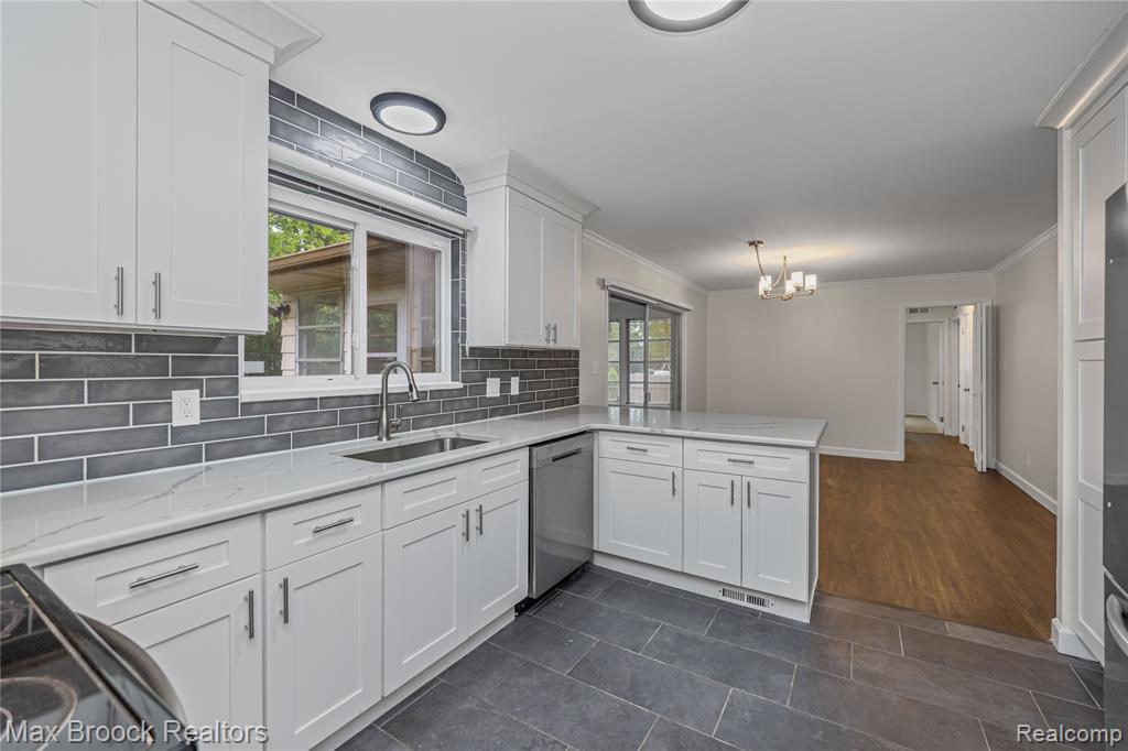6695 Lahser Road, Bloomfield Hills, MI — Photo 16