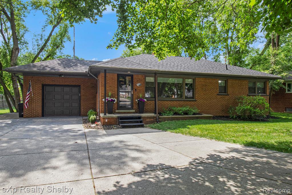 8873 S Main Street, Plymouth, MI 48170 — Photo 5