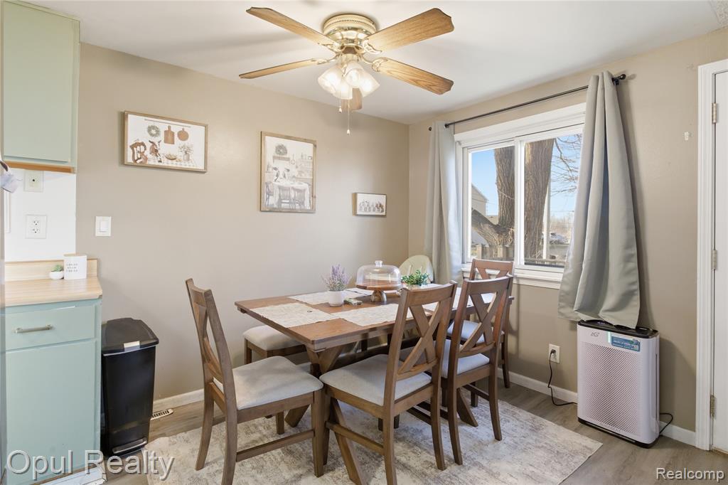 11571 Grant Street, Riverview, MI 48193 — Photo 10