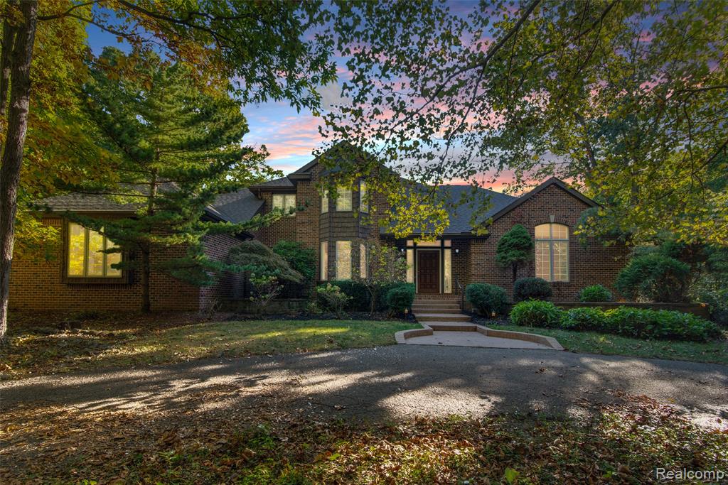 5090 Stone Oak Drive, Jackson, MI 49201 — Photo 4