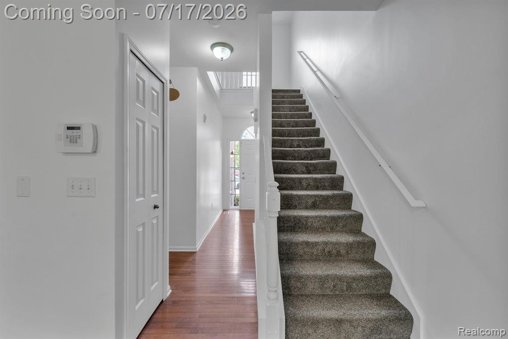 41101 N Maplewood Drive, Canton, MI 48187 — Photo 33